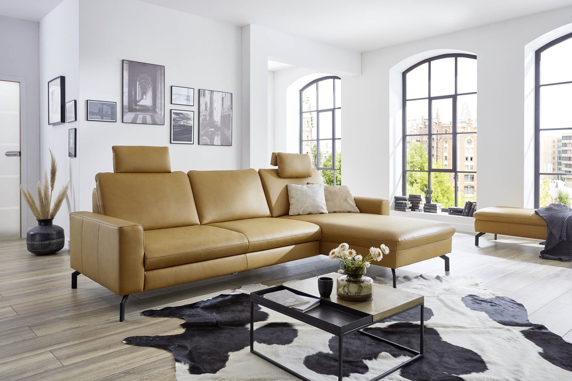 Polstermoebel polinova-ecksofa-senfgelb-leder